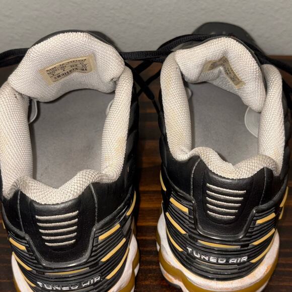 Nike Air Max Plus 3 TN Tuned Air 2006 604201-002 Men Size 9 Sneakers VERY FLAWED main image 5